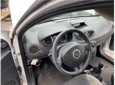 Recambio de salpicadero para renault clio iii 1.5 dci (c/br1g) referencia OEM IAM 8200407575  