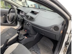 Recambio de salpicadero para renault clio iii 1.5 dci (c/br1g) referencia OEM IAM 8200407575  