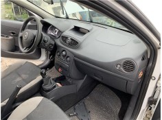 Recambio de salpicadero para renault clio iii 1.5 dci (c/br1g) referencia OEM IAM 8200407575  