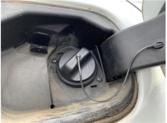 Recambio de tapon combustible para renault clio iii 1.5 dci (c/br1g) referencia OEM IAM 7700431898  