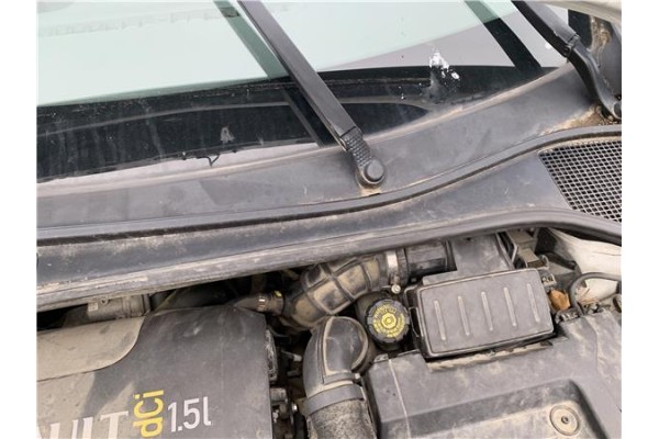 Recambio de torpedo para renault clio iii 1.5 dci (c/br1g) referencia OEM IAM 8200290131  