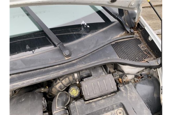 Recambio de torpedo para renault clio iii 1.5 dci (c/br1g) referencia OEM IAM 8200290131  