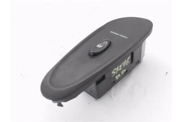 Recambio de mando elevalunas delantero derecho para hyundai coupe (j2) 2.0 referencia OEM IAM 9358027000  