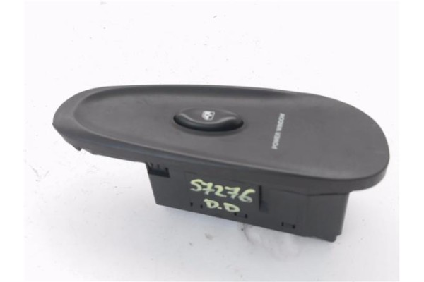 Recambio de mando elevalunas delantero derecho para hyundai coupe (j2) 2.0 referencia OEM IAM 9358027000  