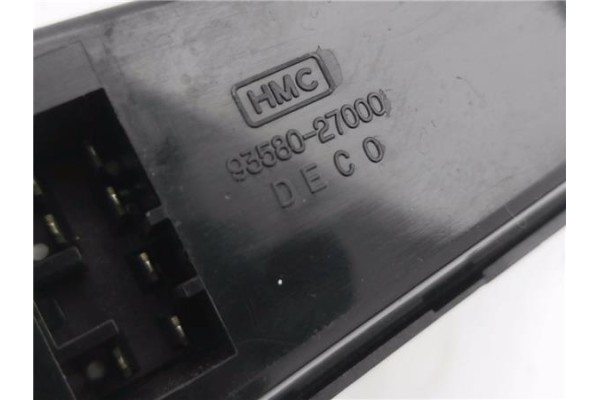 Recambio de mando elevalunas delantero derecho para hyundai coupe (j2) 2.0 referencia OEM IAM 9358027000  