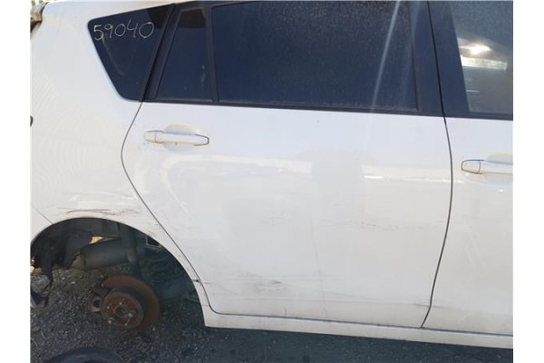 Recambio de puerta trasero derecha para toyota verso (aur2/zgr2) 2.0 d-4d referencia OEM IAM 670030F020 670030F050 