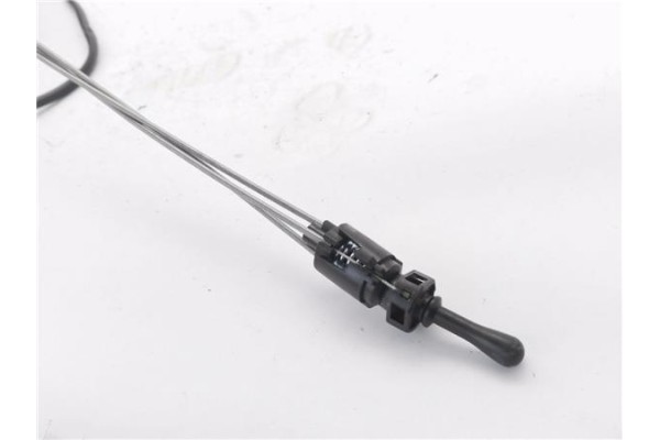 Recambio de retrovisor derecho para peugeot 207 1.4 confort referencia OEM IAM 096402110 E9024528 