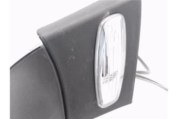 Recambio de retrovisor derecho para peugeot 207 1.4 confort referencia OEM IAM 096402110 E9024528 