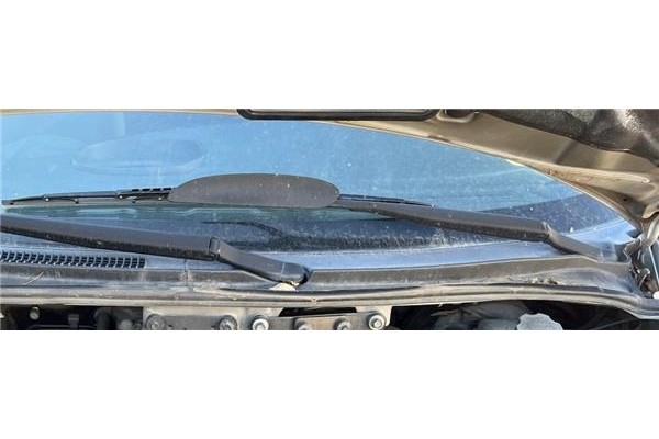 Recambio de brazo limpiaparabrisas delantero izquierdo para hyundai h-1 furgón 2.5 crdi referencia OEM IAM 983104A100 983504A500