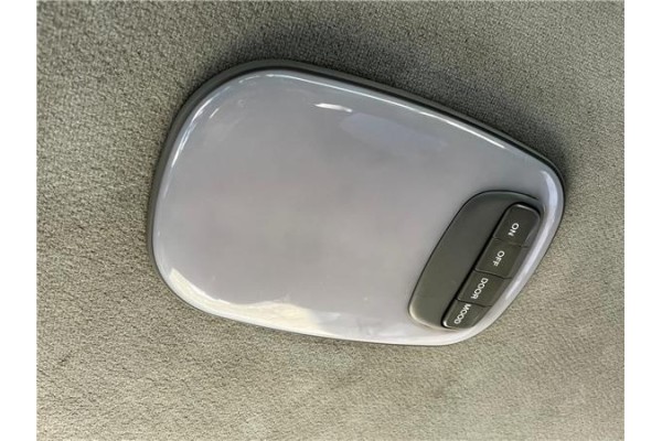 Recambio de luz interior techo para hyundai h-1 furgón 2.5 crdi referencia OEM IAM 928004A401CI  