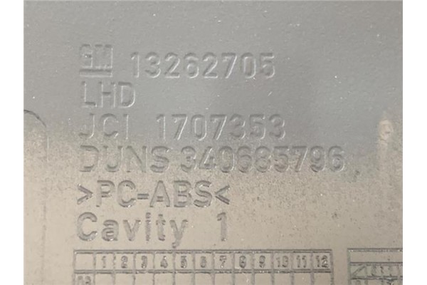 Recambio de embellecedor salpicadero para opel astra j berlina 5p 1.6 selective referencia OEM IAM 13262705 JCI1707353 