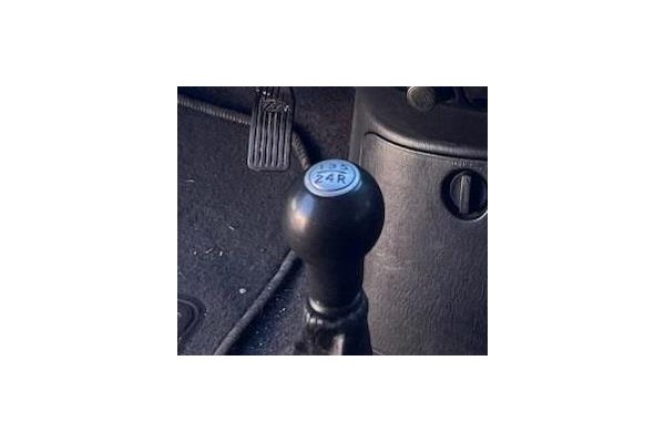 Recambio de pomo palanca cambio para hyundai h-1 furgón 2.5 crdi referencia OEM IAM 437112D100LK  