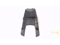 Recambio de rejilla entrada de aire para opel zafira 1.7 cdti referencia OEM IAM 13150253 331985437 