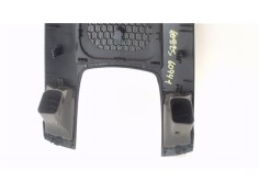 Recambio de rejilla entrada de aire para opel zafira 1.7 cdti referencia OEM IAM 13150253 331985437 