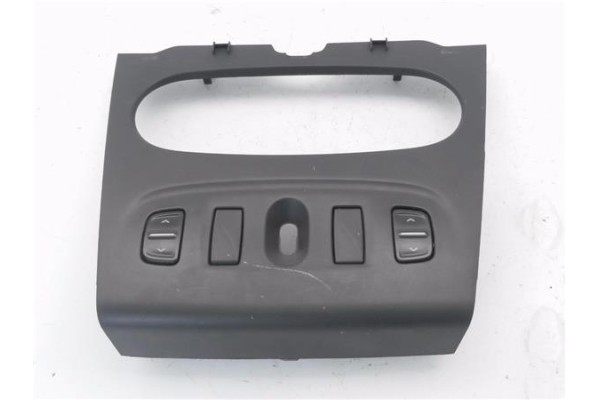 Recambio de mando elevalunas para dacia sandero ii 1.2 ambiance referencia OEM IAM 275009384R  