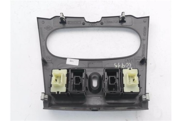 Recambio de mando elevalunas para dacia sandero ii 1.2 ambiance referencia OEM IAM 275009384R  