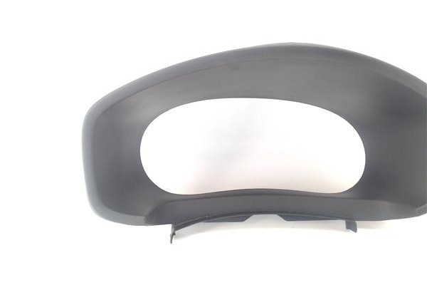 Recambio de embellecedor cuadro instrumentos para dacia sandero ii 1.2 ambiance referencia OEM IAM 682408103R  