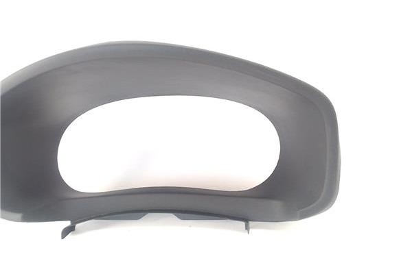 Recambio de embellecedor cuadro instrumentos para dacia sandero ii 1.2 ambiance referencia OEM IAM 682408103R  