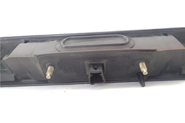 Recambio de moldura porton trasero para citroen xsara picasso 2.0 hdi referencia OEM IAM 9635595877F  