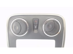 Recambio de embellecedor consola central para dacia sandero ii 1.2 ambiance referencia OEM IAM 682608729R 1247213X 