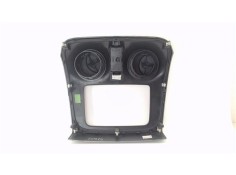 Recambio de embellecedor consola central para dacia sandero ii 1.2 ambiance referencia OEM IAM 682608729R 1247213X 