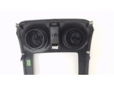 Recambio de embellecedor consola central para dacia sandero ii 1.2 ambiance referencia OEM IAM 682608729R 1247213X 