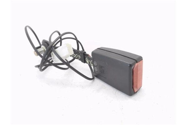 Recambio de anclaje cinturon delantero derecho para fiat stilo (192) 1.6 16v (192_xb1a) referencia OEM IAM 33023315  