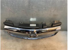 Recambio de rejilla capo para opel zafira 1.7 cdti referencia OEM IAM 13247331  