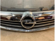 Recambio de rejilla capo para opel zafira 1.7 cdti referencia OEM IAM 13247331  