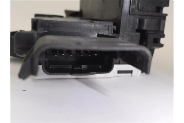 Recambio de cierre electromagnetico delantero izquierdo para peugeot 207 1.4 confort referencia OEM IAM 24087158  