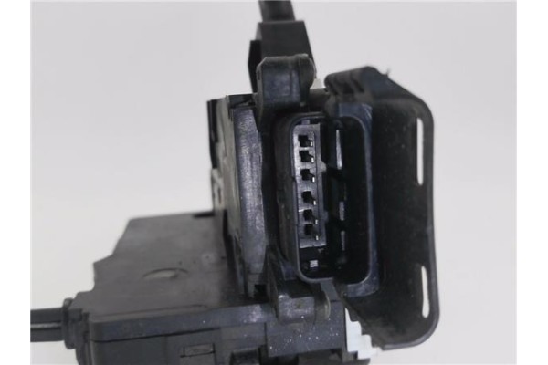 Recambio de cierre electromagnetico delantero derecho para peugeot 207 1.4 confort referencia OEM IAM 24094158  