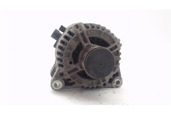 Recambio de alternador para citroen c4 berlina 1.6 hdi referencia OEM IAM 0124525035  