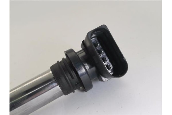 Recambio de bobina encendido para volkswagen polo iv (9n1) 1.4 16v referencia OEM IAM R0401S00400  