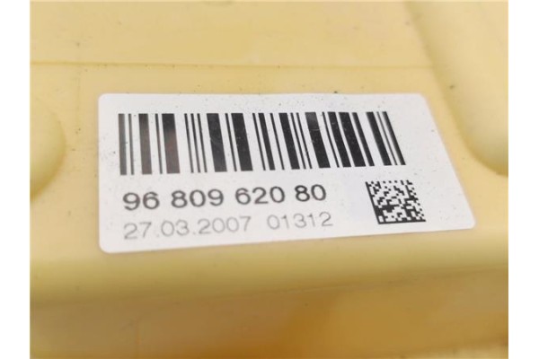 Recambio de bomba combustible para peugeot 207 1.4 confort referencia OEM IAM 9680962080  