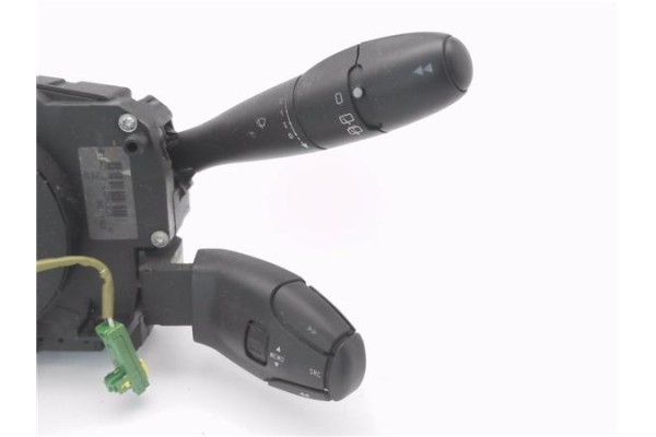 Recambio de mando intermitencia para peugeot 207 1.4 confort referencia OEM IAM 96630732XT  