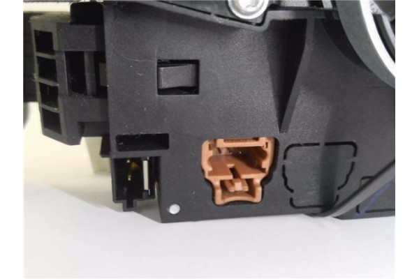 Recambio de mando intermitencia para peugeot 207 1.4 confort referencia OEM IAM 96630732XT  