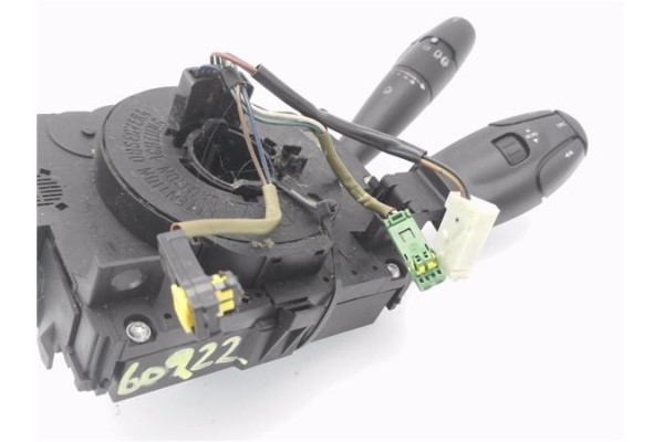 Recambio de mando intermitencia para peugeot 207 1.4 confort referencia OEM IAM 96630732XT  