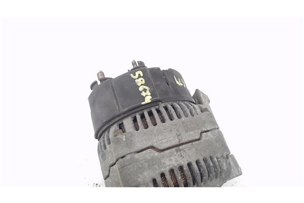 Recambio de alternador para nissan micra (k11) 1.0 referencia OEM IAM 231005F600 123110007 