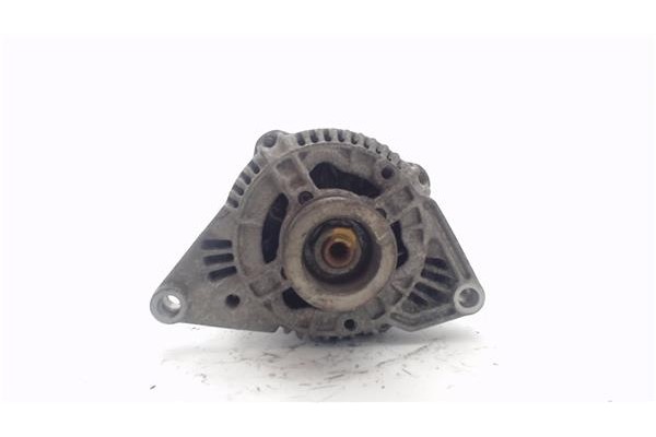 Recambio de alternador para nissan micra (k11) 1.0 referencia OEM IAM 231005F600 123110007 