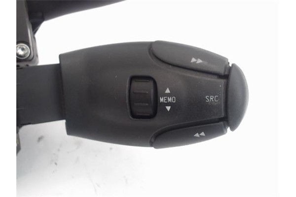 Recambio de mando intermitencia para peugeot 207 1.6 hdi referencia OEM IAM 96630718XT  