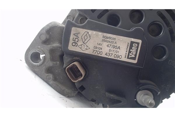 Recambio de alternador para renault clio ii fase ii (b/cb0) 1.2 base authentique referencia OEM IAM 7700437090  