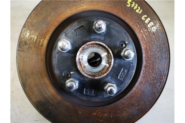 Recambio de mangueta delantero izquierda para kia ceed (jd) 1.0 drive referencia OEM IAM 51715G4AA0  