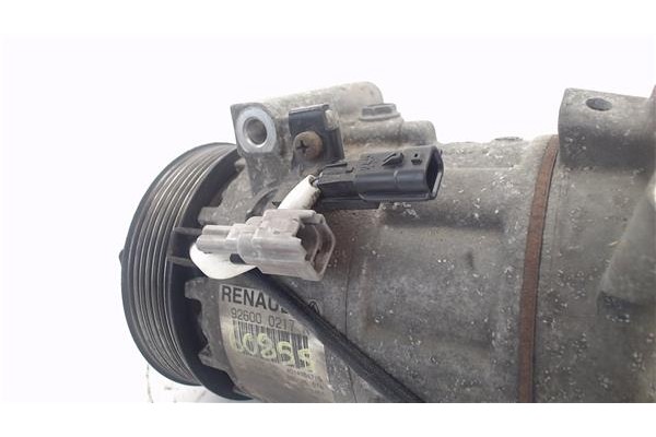 Recambio de compresor aire acond. para renault captur i 1.2 intens referencia OEM IAM 926000217R  