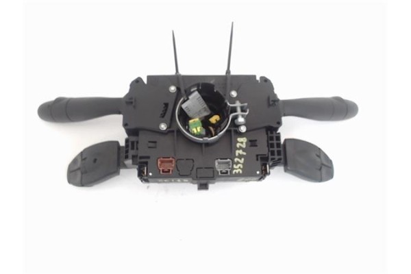Recambio de mando intermitencia para peugeot 207 1.6 hdi referencia OEM IAM 96630718XT  