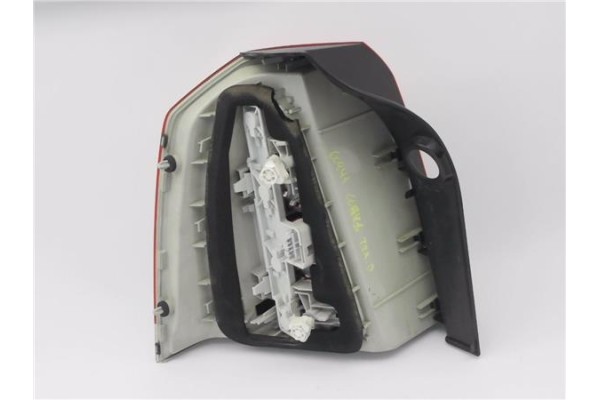 Recambio de piloto trasero derecho para opel zafira 1.7 cdti referencia OEM IAM 13349826  