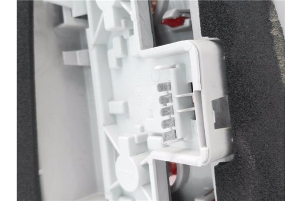 Recambio de piloto trasero derecho para opel zafira 1.7 cdti referencia OEM IAM 13349826  