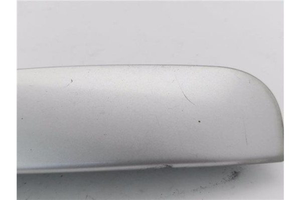 Recambio de maneta exterior porton para citroen c4 berlina 1.6 hdi referencia OEM IAM 9649858777  