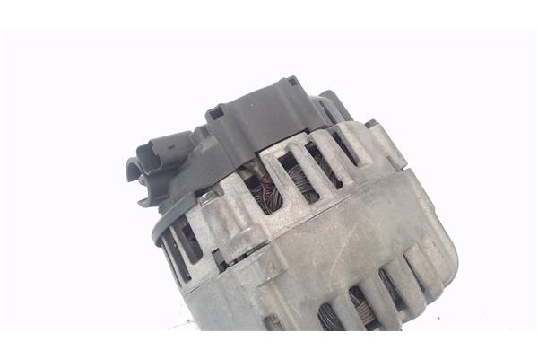 Recambio de alternador para citroen c4 berlina 1.6 attraction referencia OEM IAM 0986082240  