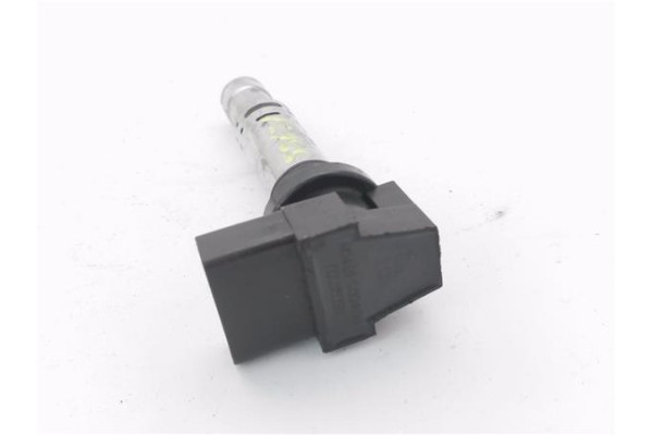 Recambio de bobina encendido para volkswagen polo iv (9n1) 1.4 16v referencia OEM IAM R0401S00400  