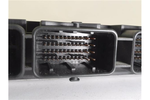 Recambio de centralita para citroen c4 berlina 1.6 hdi referencia OEM IAM 9661377180  